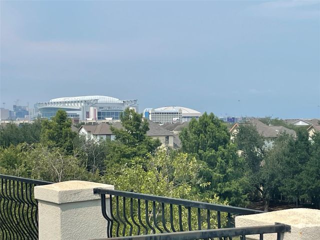 9127 Harbor Hills Drive, Houston, TX 77054