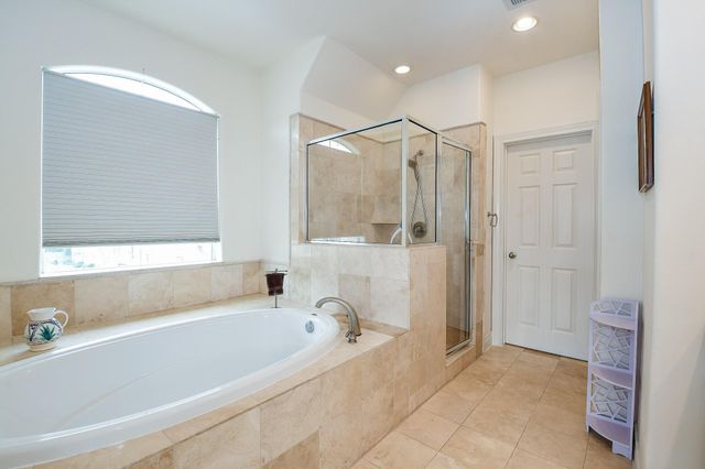 9127 Harbor Hills Drive, Houston, TX 77054