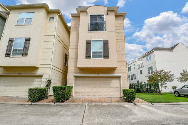 9127 Harbor Hills Drive, Houston, TX 77054