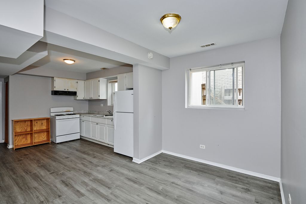 824 S 13th Avenue, Maywood, IL 60153 — photo 3