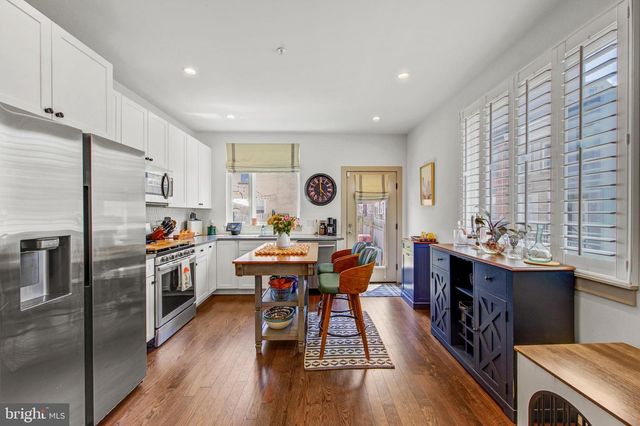 2621 ALMOND ST, Philadelphia, PA 19125