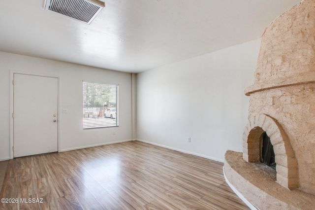 1921 W La Osa Drive, Tucson, AZ 85705