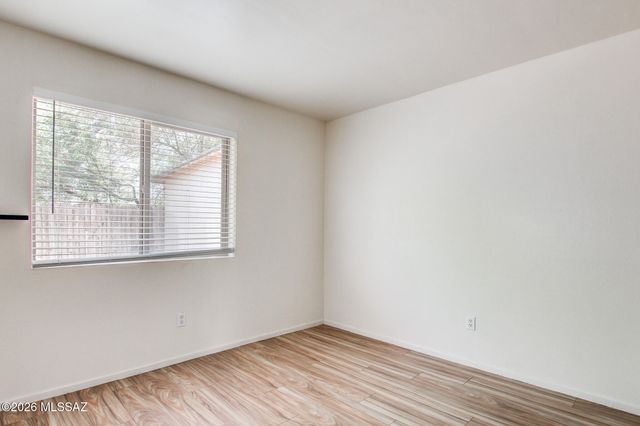1921 W La Osa Drive, Tucson, AZ 85705