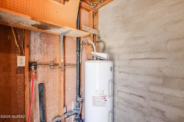 1921 W La Osa Drive, Tucson, AZ 85705