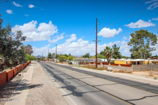 1921 W La Osa Drive, Tucson, AZ 85705
