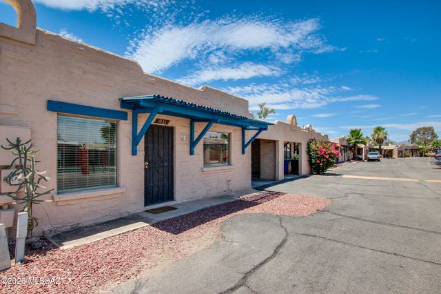 1921 W La Osa Drive, Tucson, AZ 85705