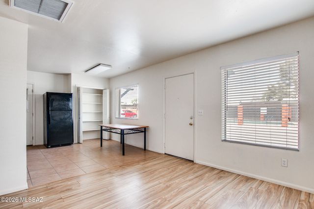 1921 W La Osa Drive, Tucson, AZ 85705