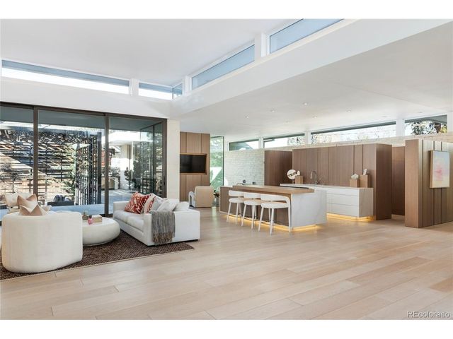 121 S Cherry St, Denver, CO 80246