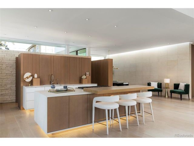 121 S Cherry St, Denver, CO 80246