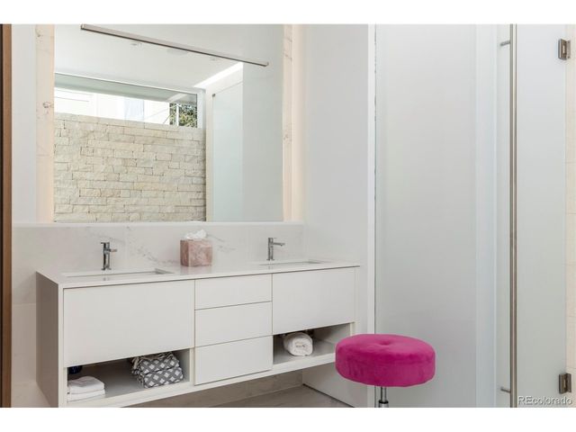 121 S Cherry St, Denver, CO 80246