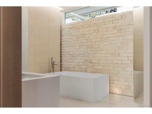 121 S Cherry St, Denver, CO 80246