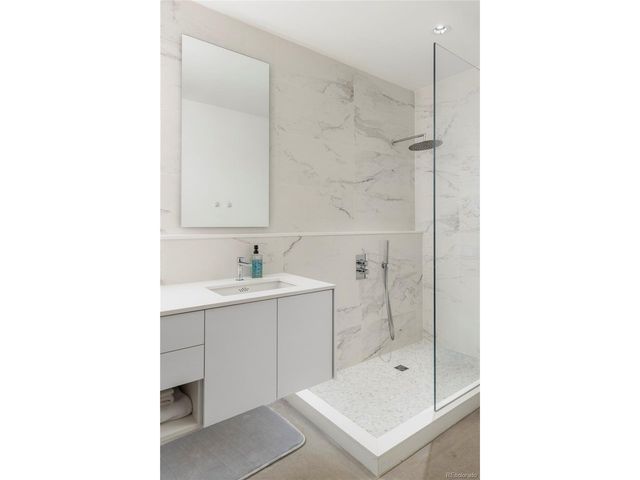 121 S Cherry St, Denver, CO 80246