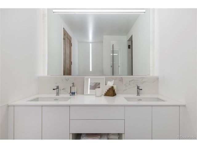 121 S Cherry St, Denver, CO 80246