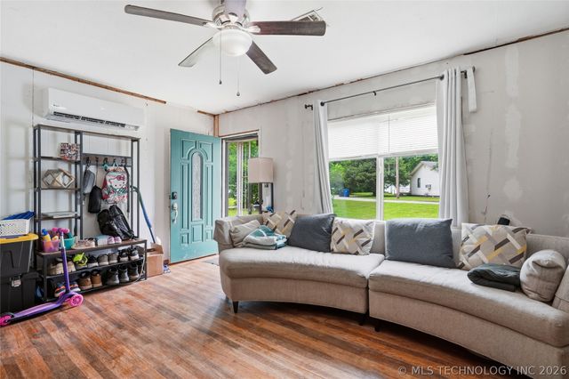 1011 Wesley Drive, Broken Arrow, OK 74012