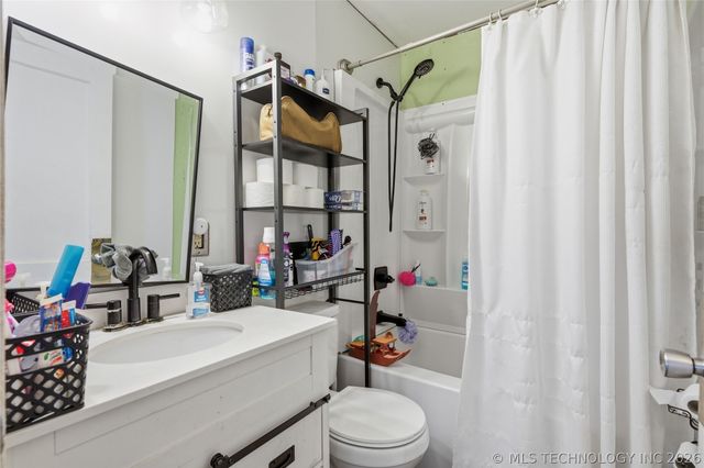 1011 Wesley Drive, Broken Arrow, OK 74012