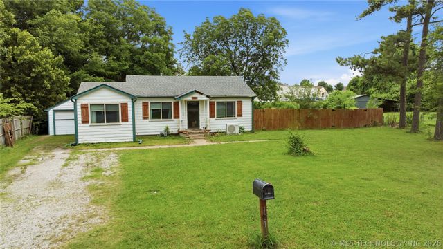 1011 Wesley Drive, Broken Arrow, OK 74012