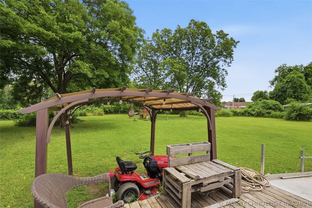 1011 Wesley Drive, Broken Arrow, OK 74012