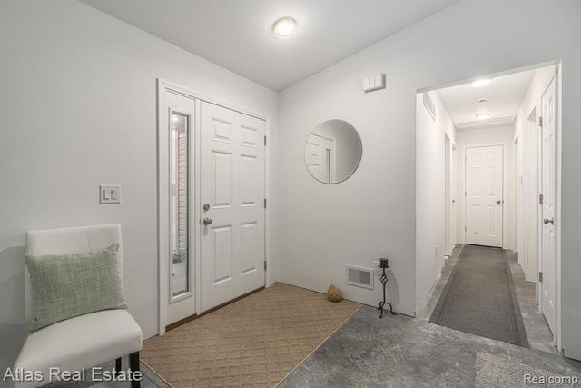 4081 Hidden View Drive, Flint, MI 48506