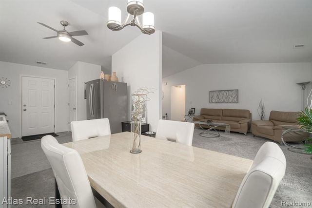 4081 Hidden View Drive, Flint, MI 48506