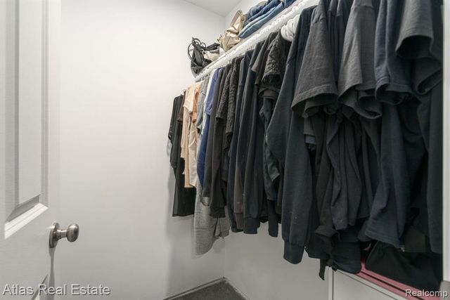 4081 Hidden View Drive, Flint, MI 48506