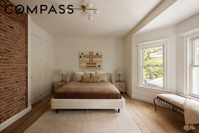 534 E 24th Street, New York City, NY 11210