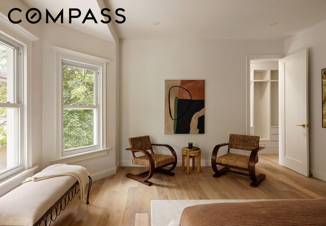 534 E 24th Street, New York City, NY 11210
