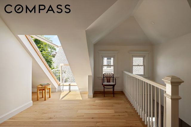 534 E 24th Street, New York City, NY 11210
