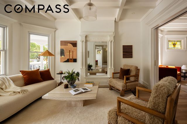 534 E 24th Street, New York City, NY 11210