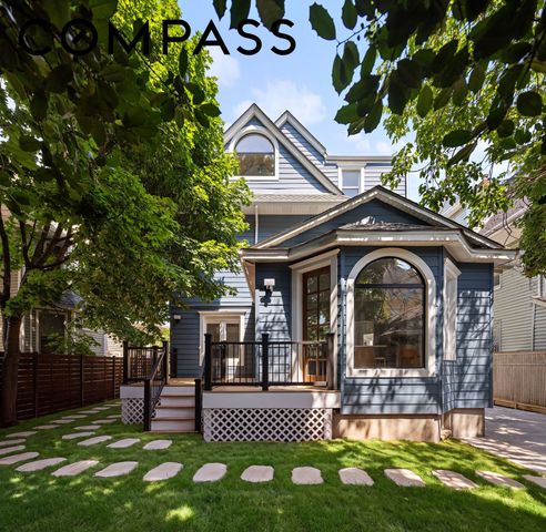 534 E 24th Street, New York City, NY 11210