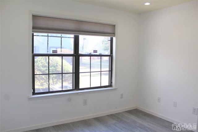 1003 Woodhaven Drive, Edison, NJ 08817