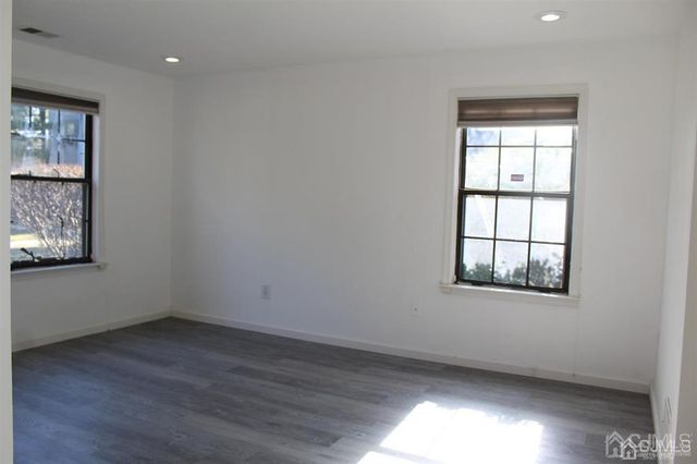 1003 Woodhaven Drive, Edison, NJ 08817