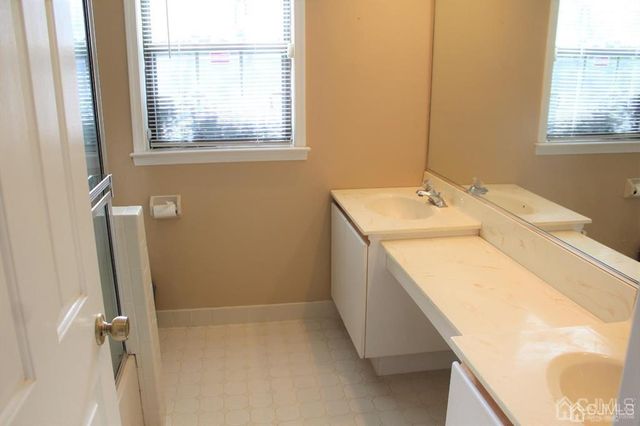 1003 Woodhaven Drive, Edison, NJ 08817