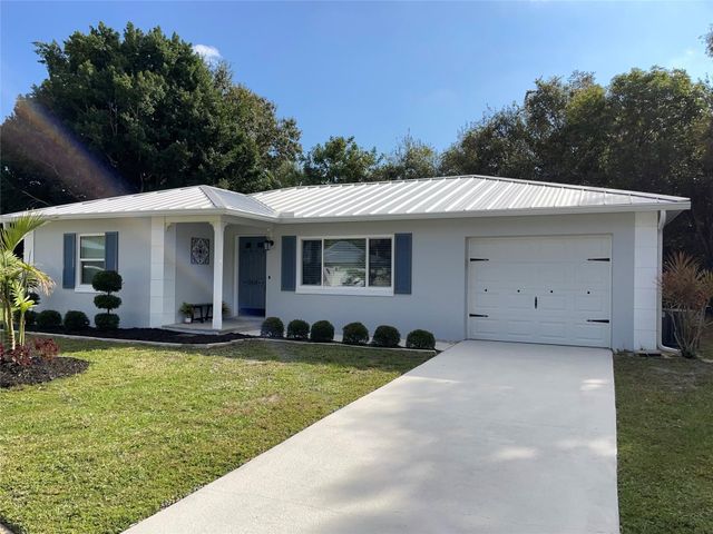 2431 4th Place, Vero Beach, FL 32962