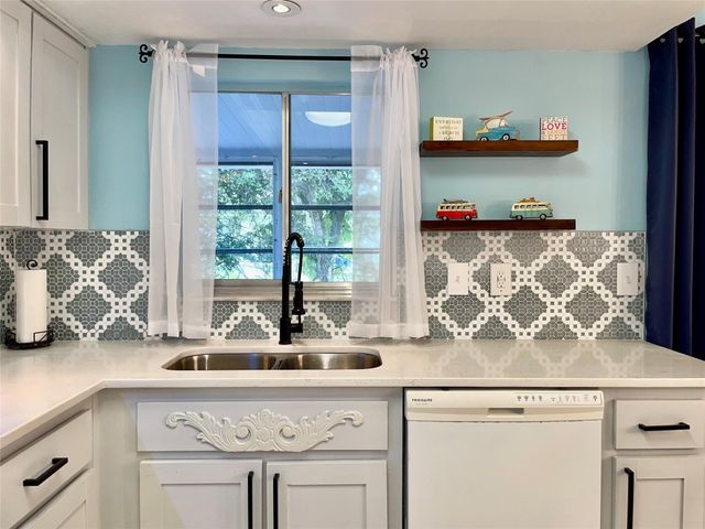 2431 4th Place, Vero Beach, FL 32962