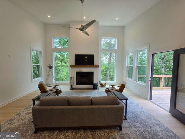 484 RockWater Road, Ellijay, GA 30536