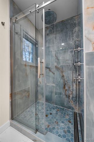 840 Angleterre Drive, Creve Coeur, MO 63141