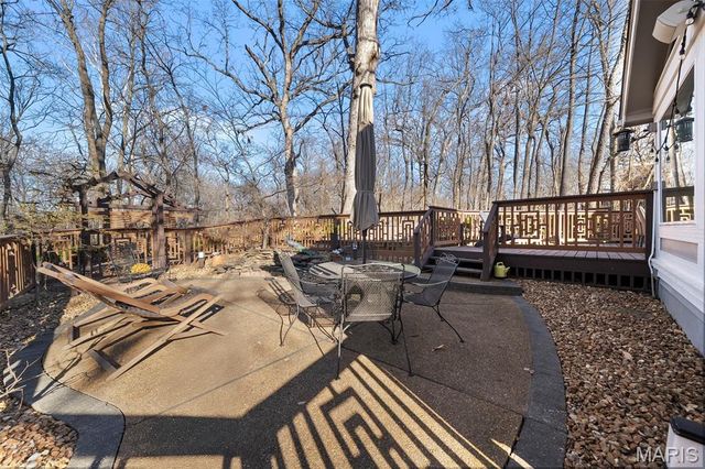 840 Angleterre Drive, Creve Coeur, MO 63141