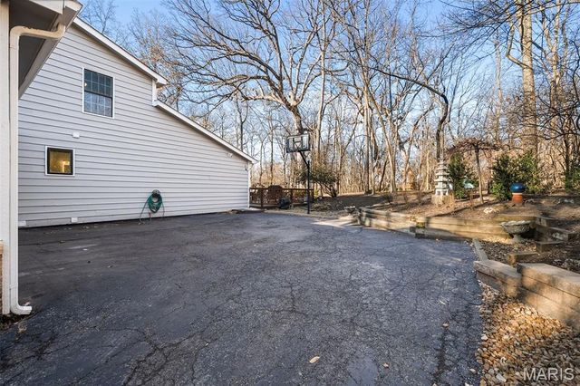 840 Angleterre Drive, Creve Coeur, MO 63141