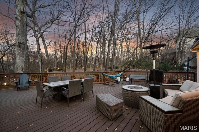 840 Angleterre Drive, Creve Coeur, MO 63141