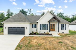 2562 Whispering Oaks Ln, Cookeville, TN 38501