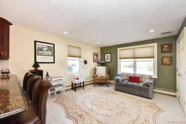 24 Arlyn Drive E, Massapequa, NY 11758