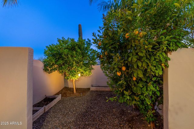 8427 E PRESERVE Way, Scottsdale, AZ 85266