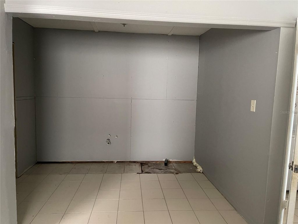 Image 16 of property listing at 4846 BETTY SUE TERRACE, Orlando, FL 32808