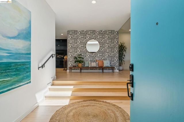 11 Huntleigh Rd, Piedmont, CA 94611
