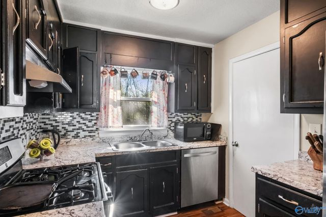 5815 Georgia Mountain Road, Guntersville, AL 35976