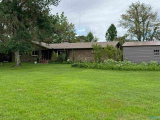 5815 Georgia Mountain Road, Guntersville, AL 35976