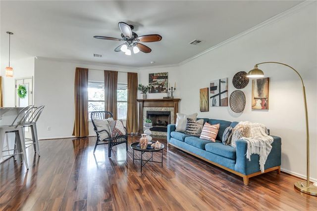 7020 E Cherokee Crossing, Warr Acres, OK 73132