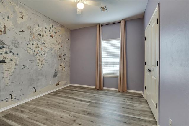 7020 E Cherokee Crossing, Warr Acres, OK 73132