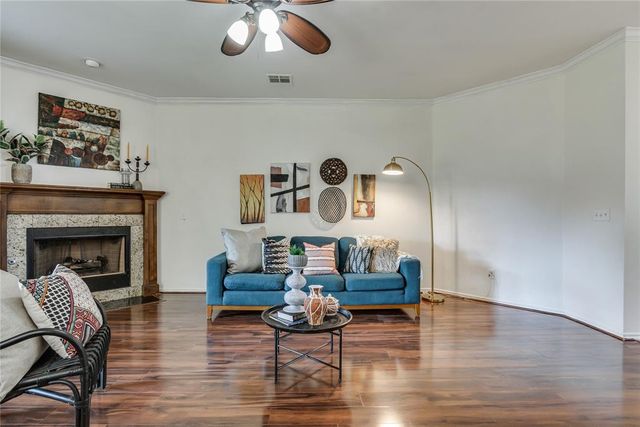 7020 E Cherokee Crossing, Warr Acres, OK 73132