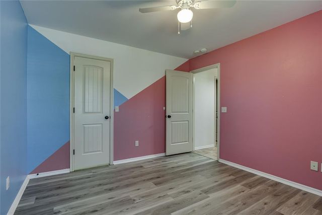 7020 E Cherokee Crossing, Warr Acres, OK 73132